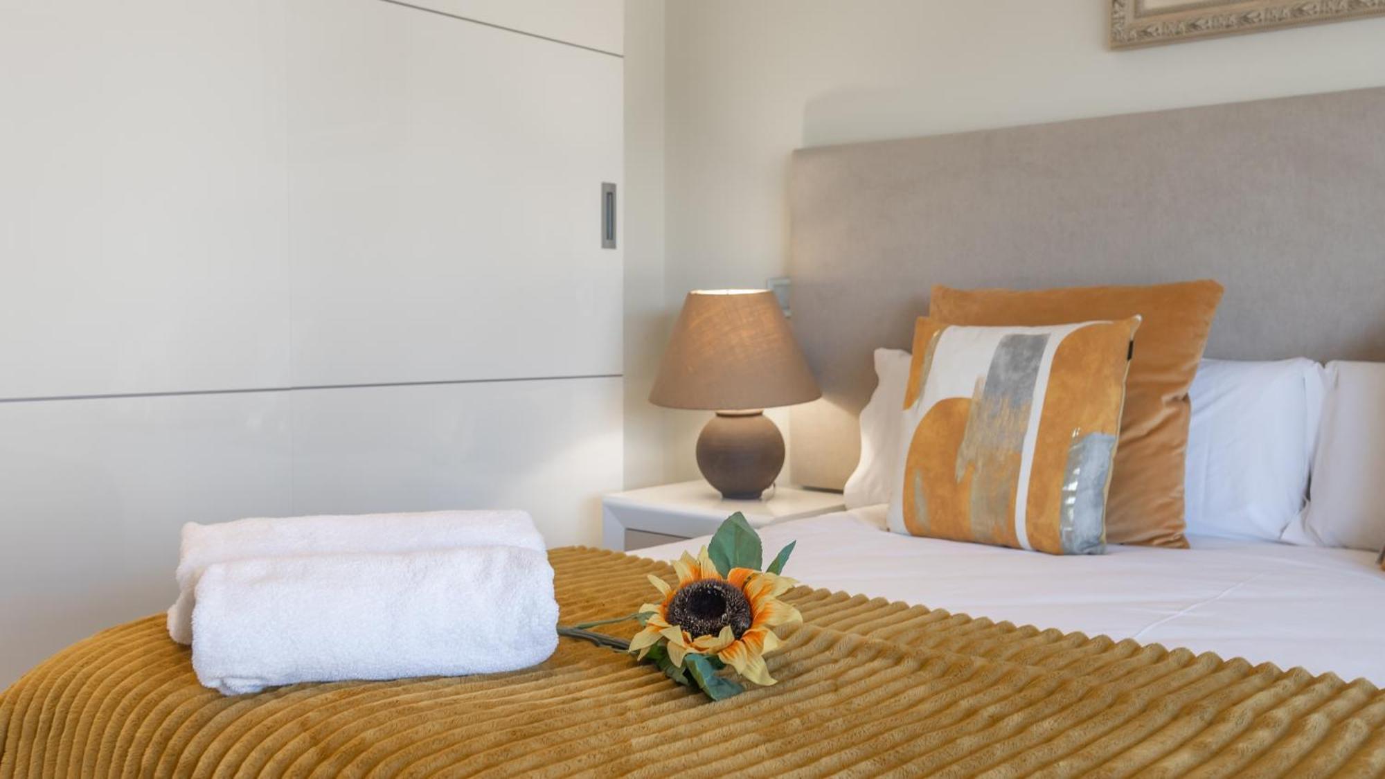 Penthouse Boutique Suite Marbella Exteriör bild