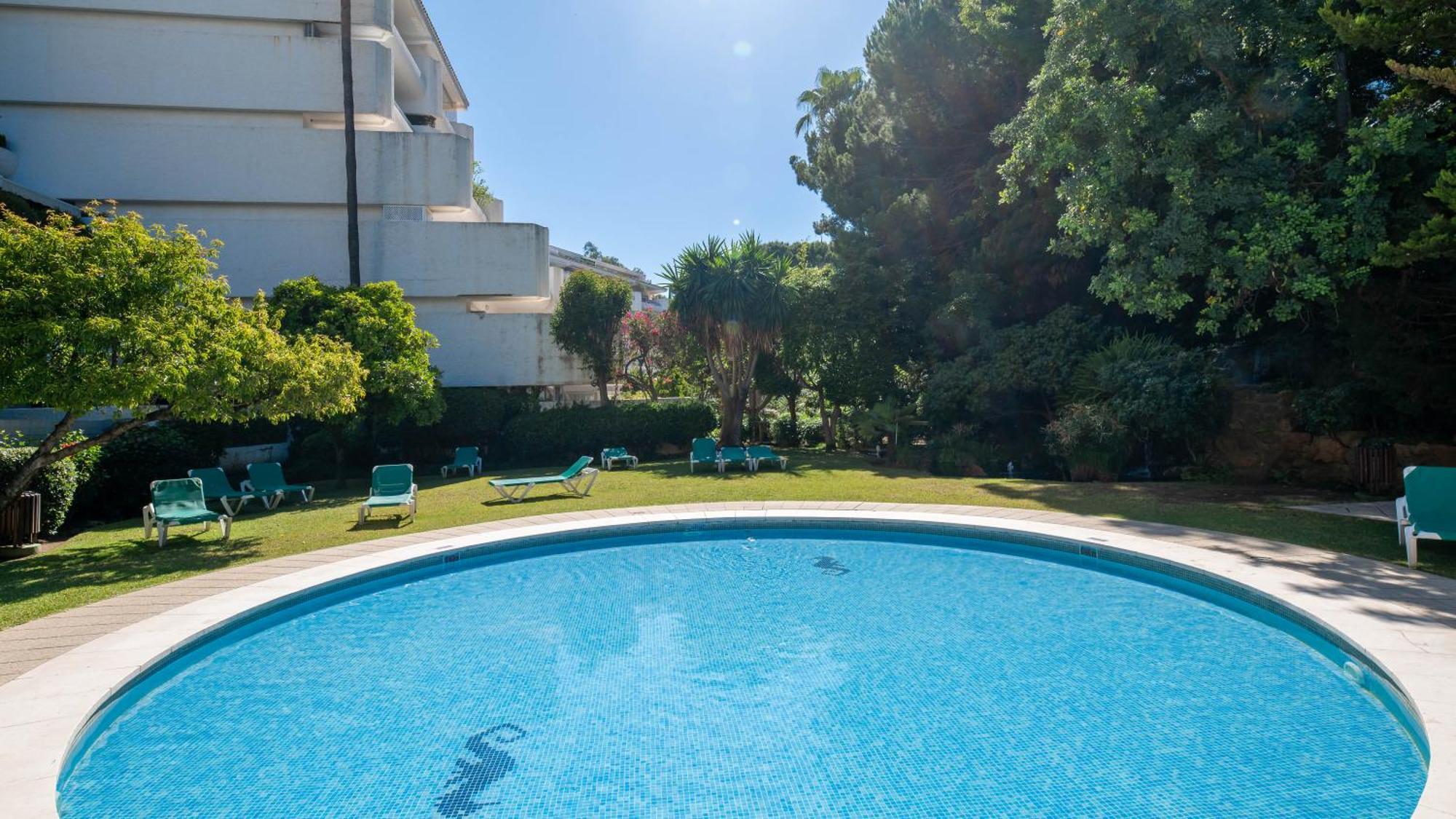 Penthouse Boutique Suite Marbella Exteriör bild