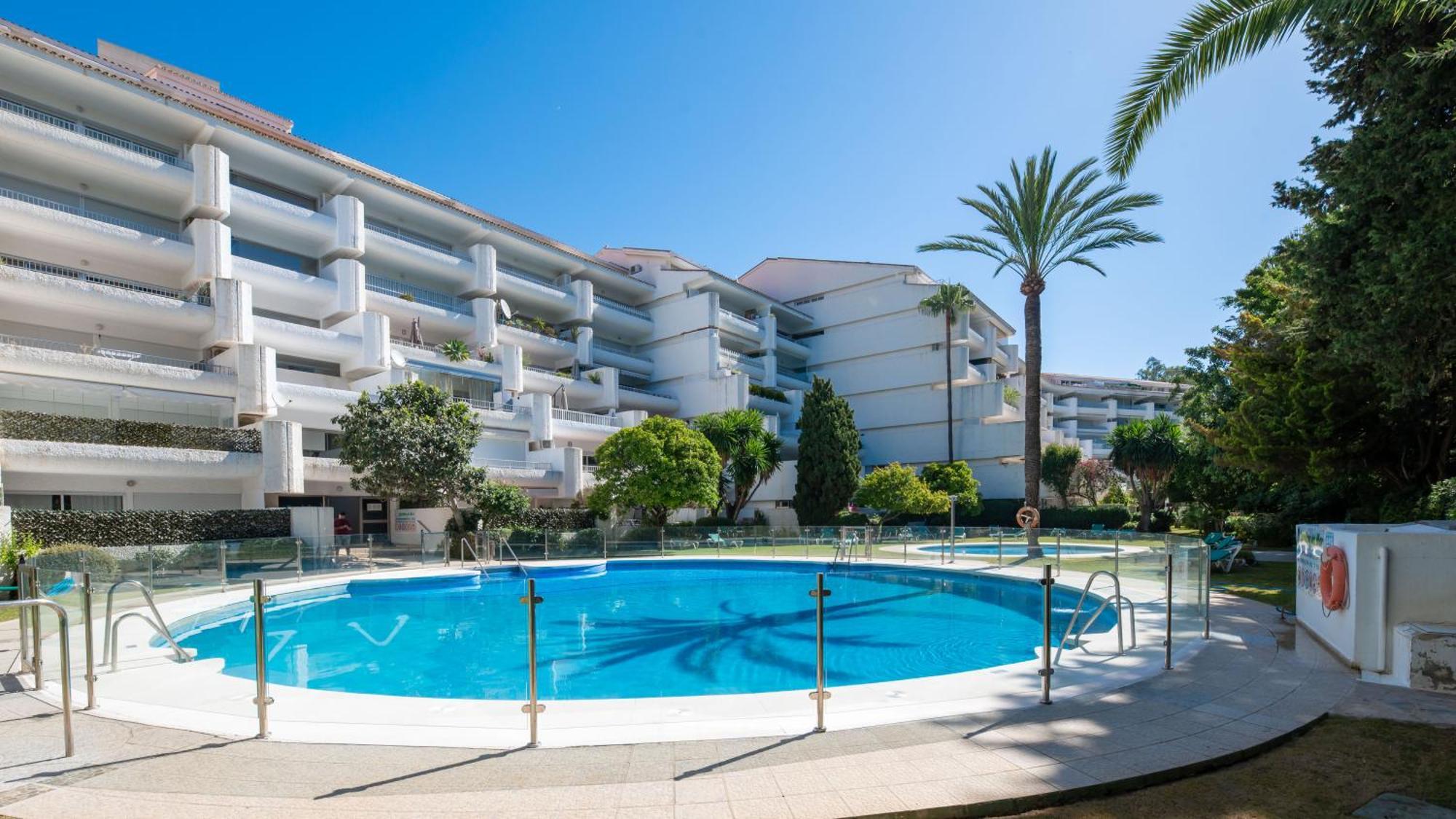 Penthouse Boutique Suite Marbella Exteriör bild