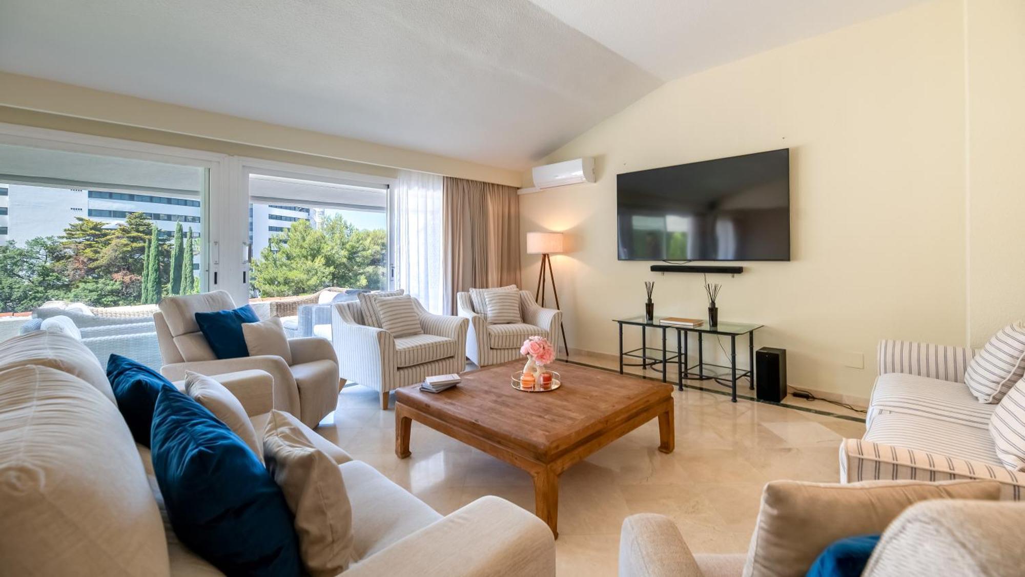 Penthouse Boutique Suite Marbella Exteriör bild
