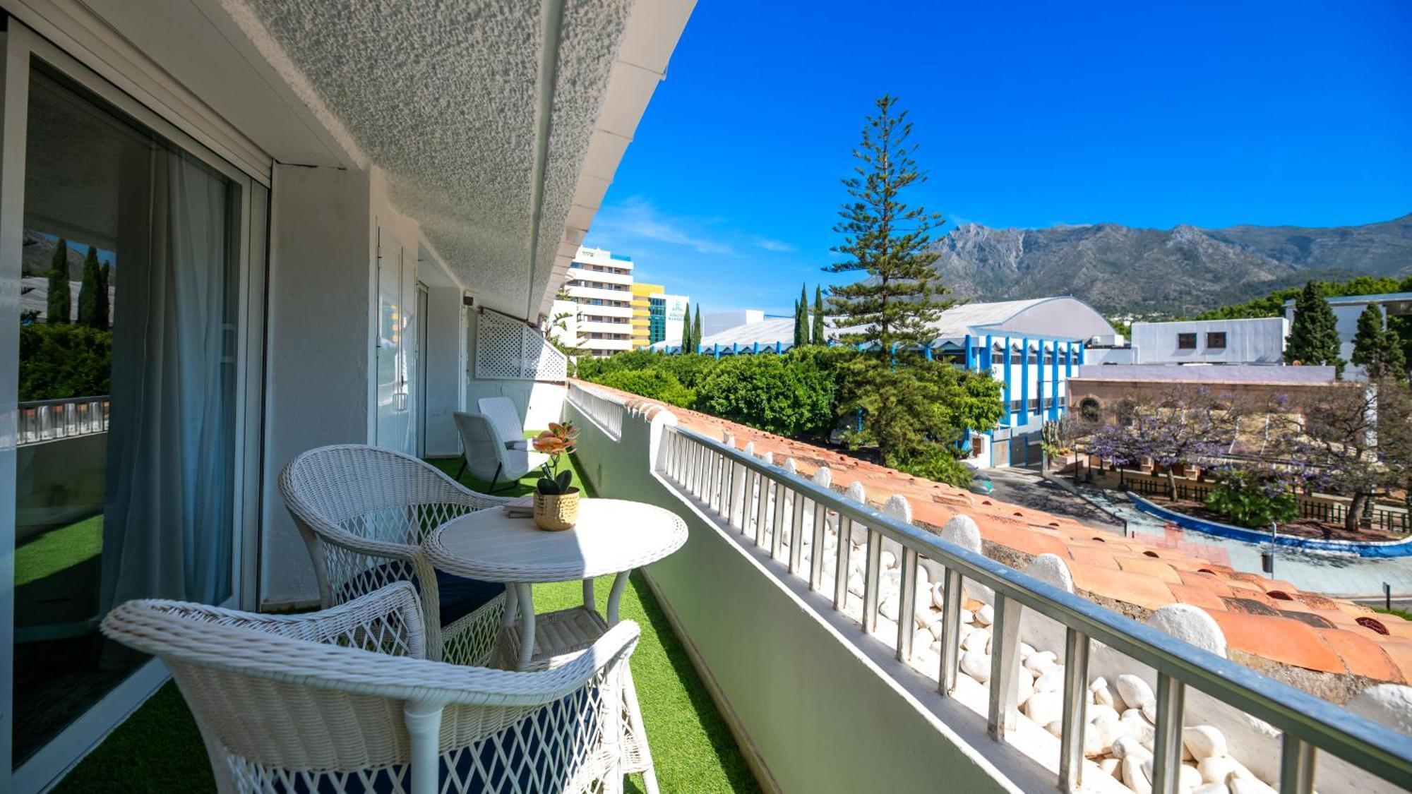 Penthouse Boutique Suite Marbella Exteriör bild