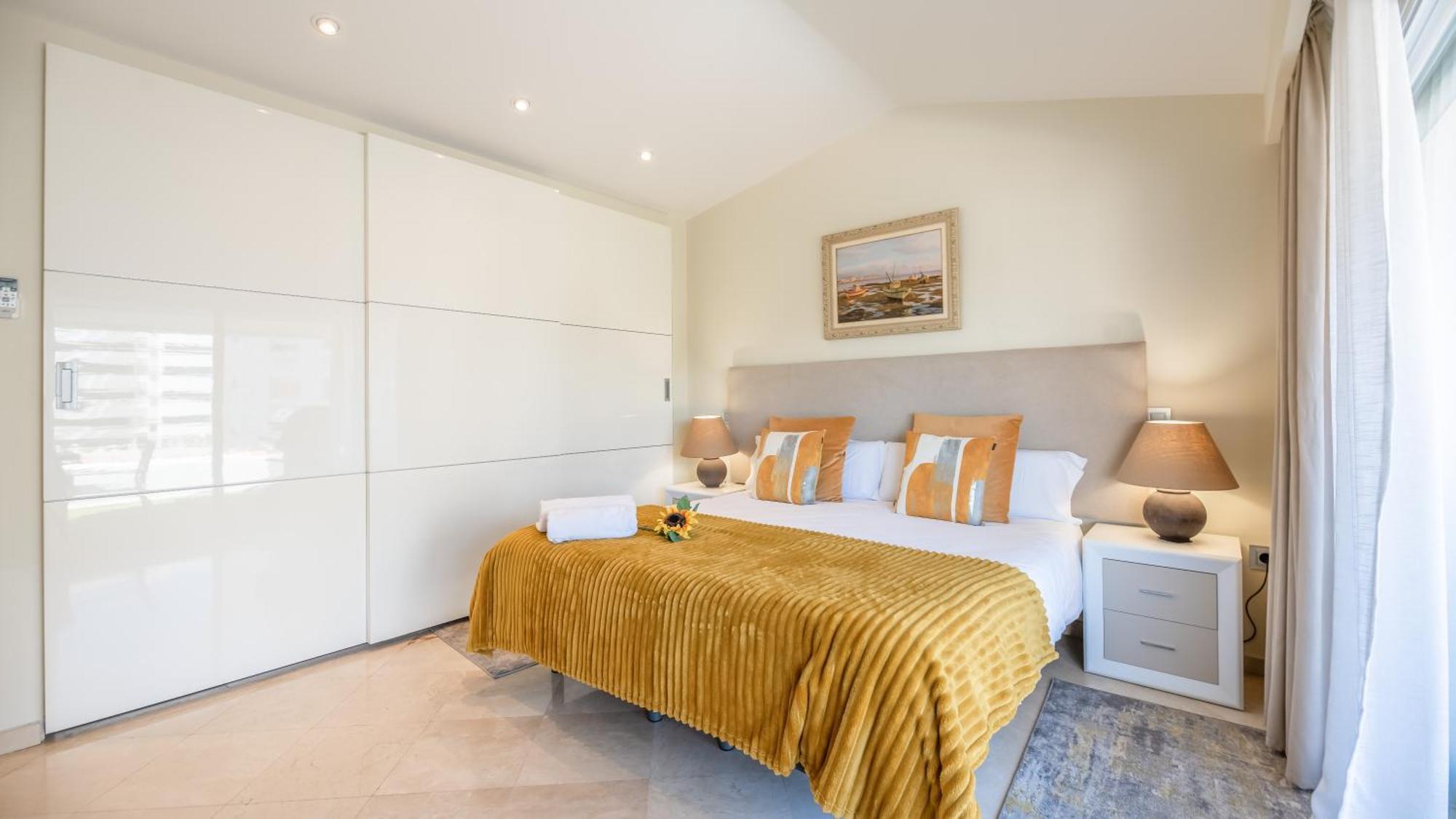 Penthouse Boutique Suite Marbella Exteriör bild