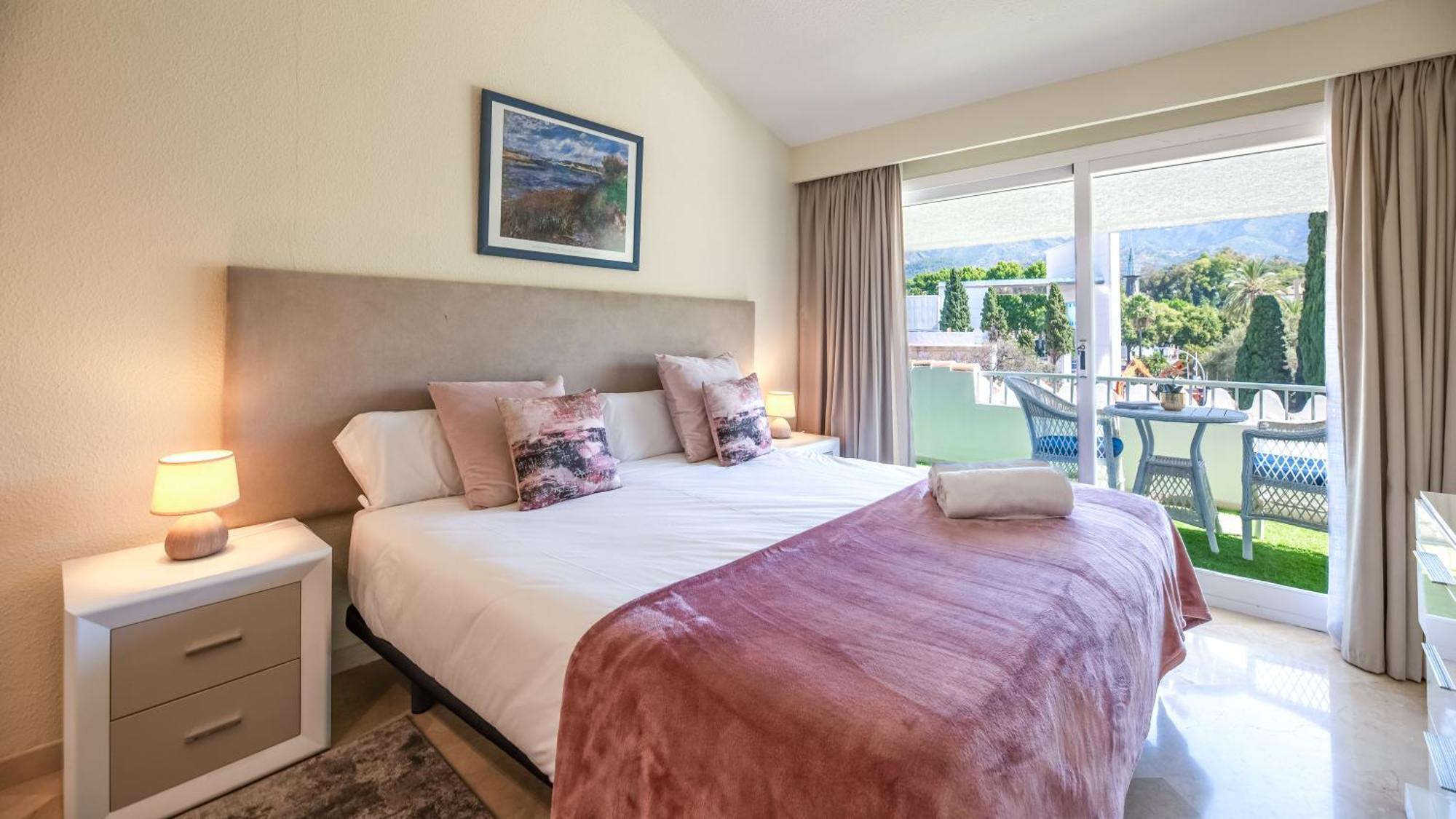 Penthouse Boutique Suite Marbella Exteriör bild